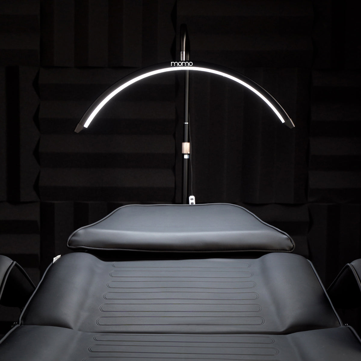 MOMO MX6 LED Kosmetiklampe – perfektes Licht für präzise Beauty-Arbeiten