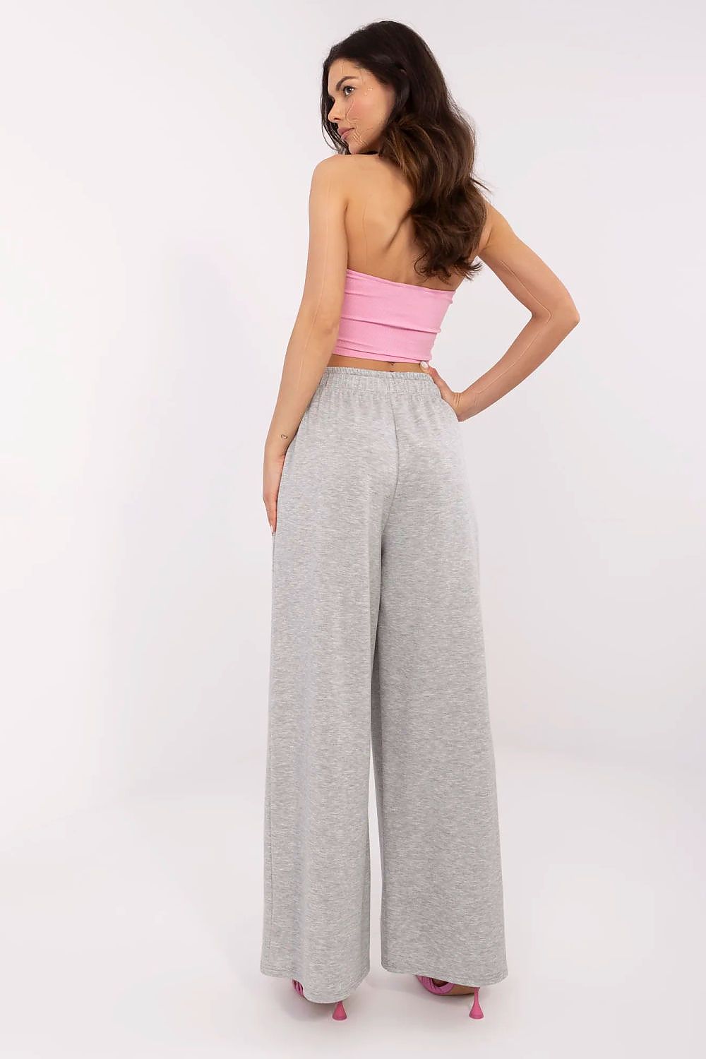  Sportanzug Hosen model 210945 Italy Moda 