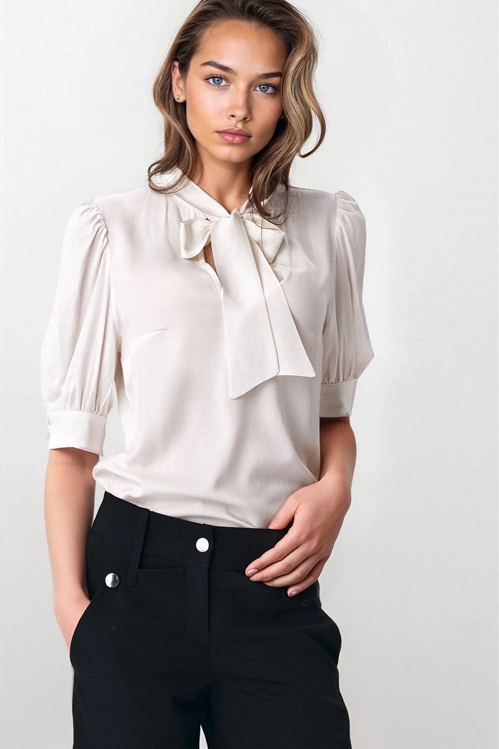  Bluse model 216912 Nife 
