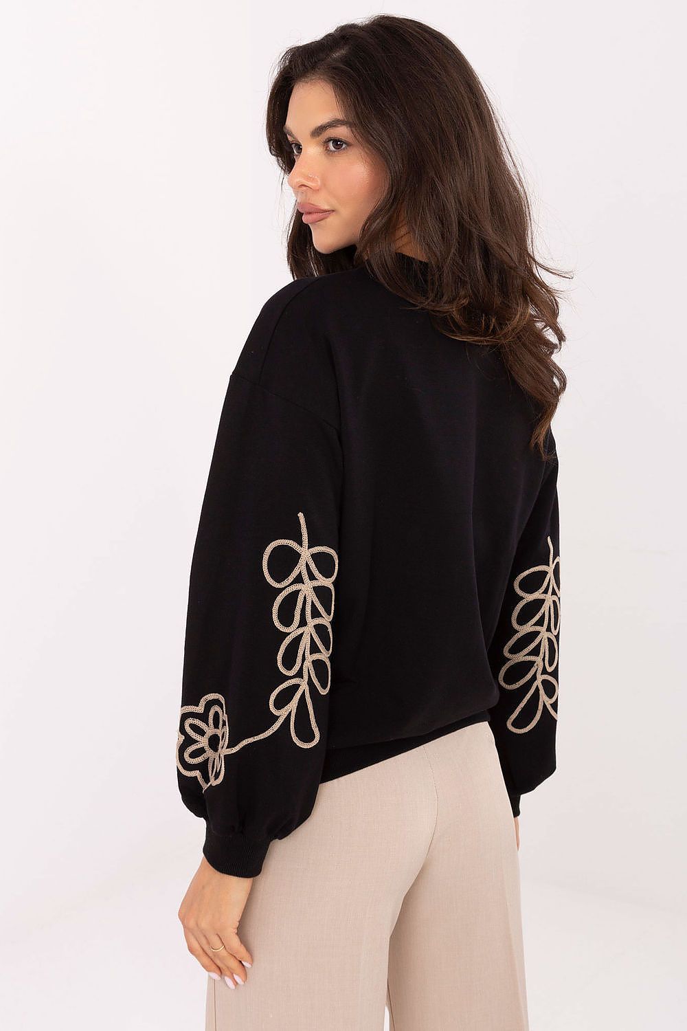  Sweater model 218383 Relevance 