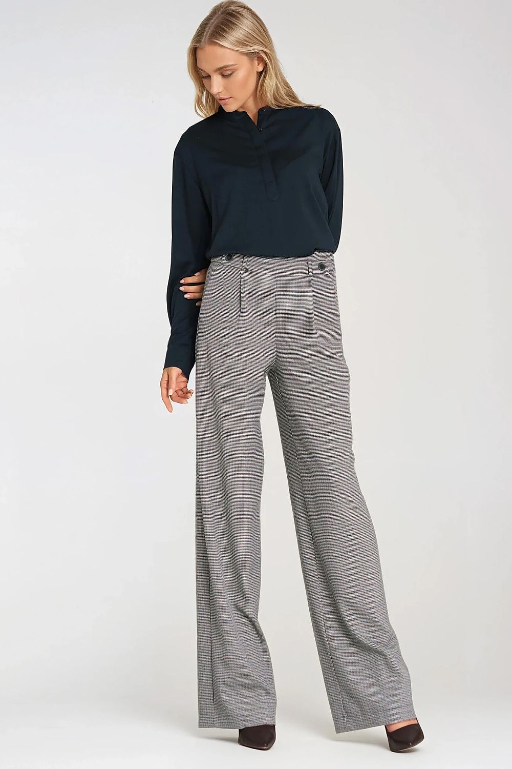  Damen Hose model 219763 Nife 