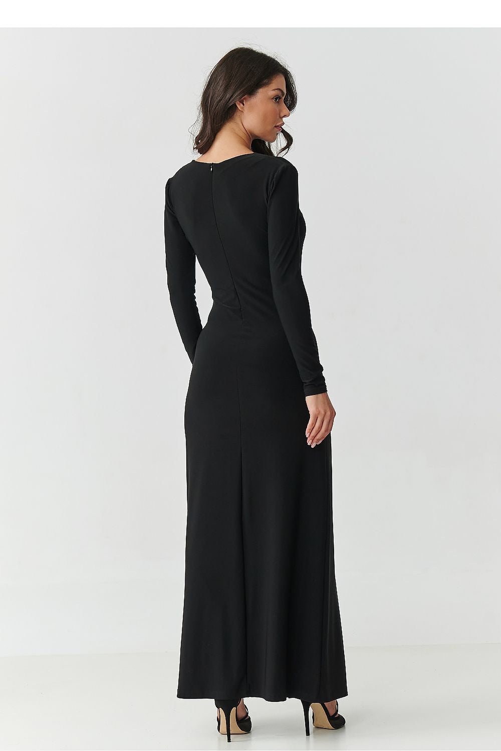  Langes Kleid model 220425 Makadamia 