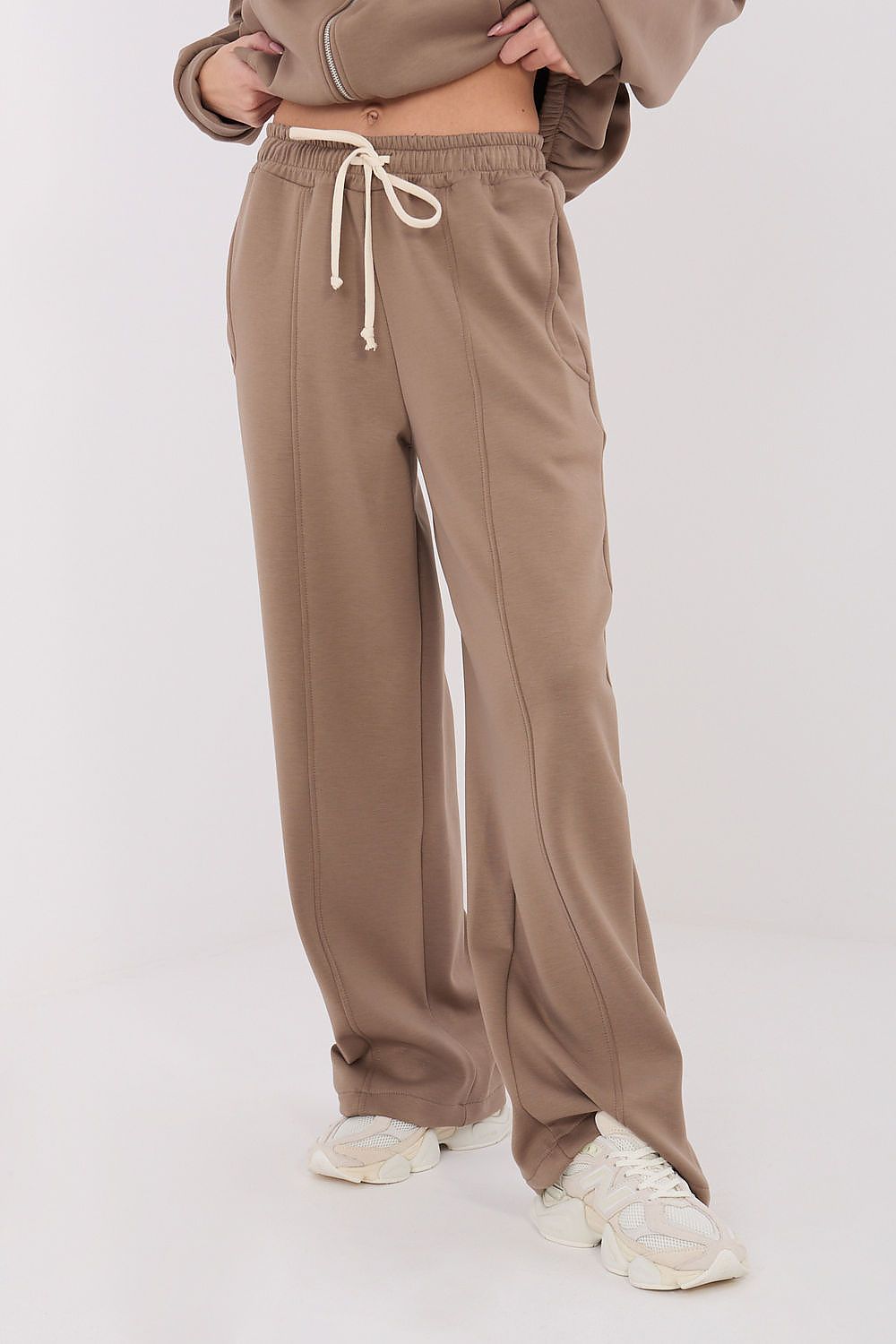 Sportanzug Hosen model 222098 Factory Price 