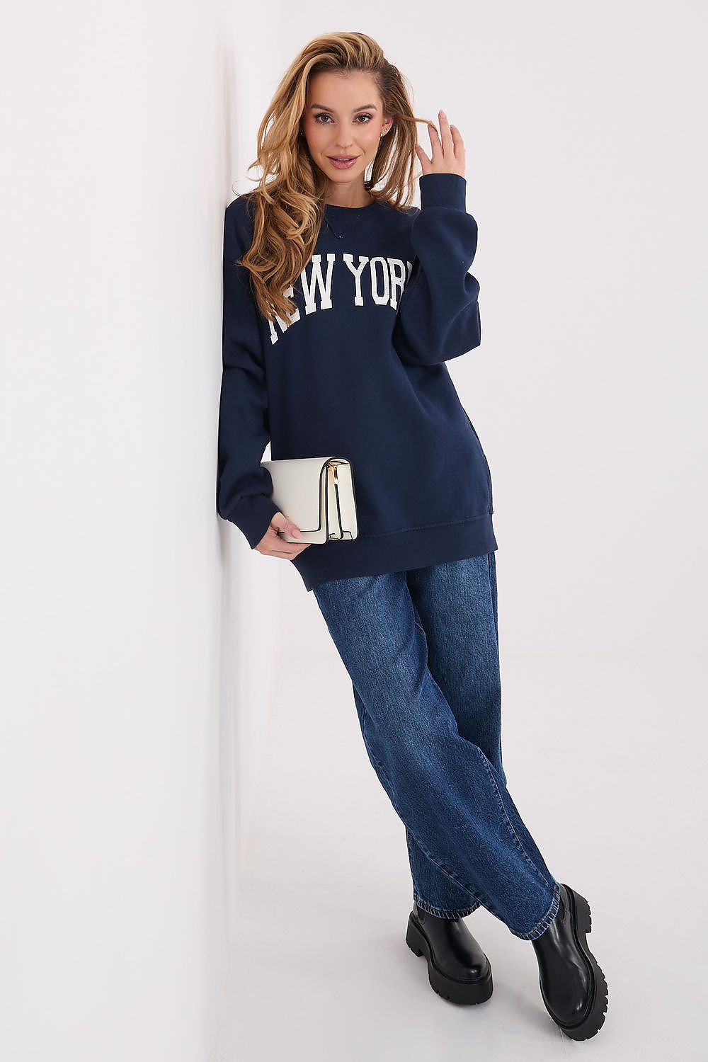  Sweater model 222507 Factory Price 