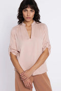  Bluse model 225832 Nife 