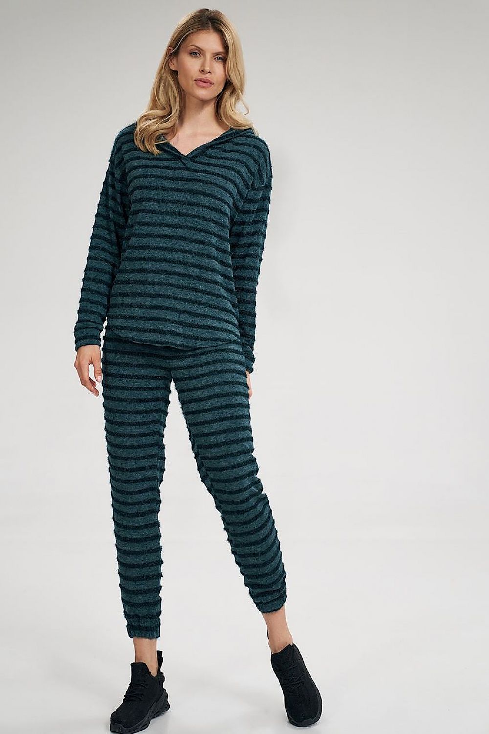  Sweater model 162302 Figl 